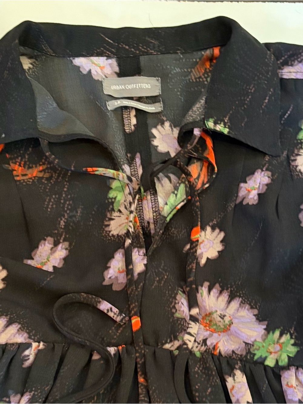 Urban Outfitters Floral Dress - Picture 4 of 7